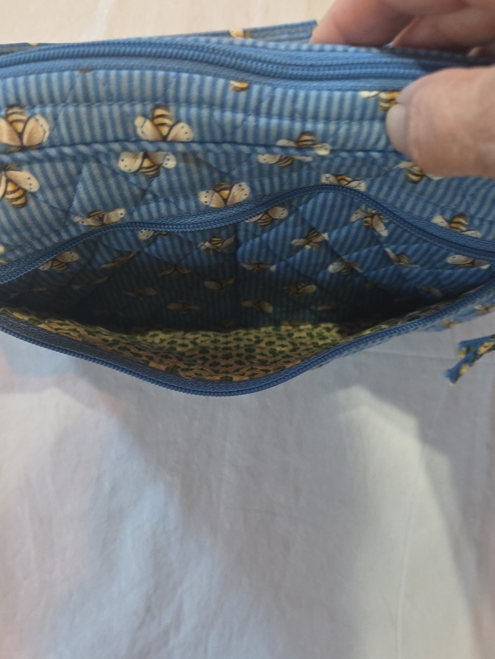 Vera Bradley VTG Y2K Quilted Blue Bees Shoulder Bag Retired Cottage Granny Core - Picture 5 of 10